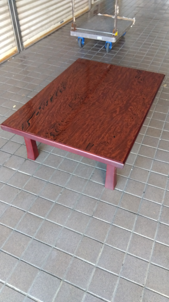 座卓入りました