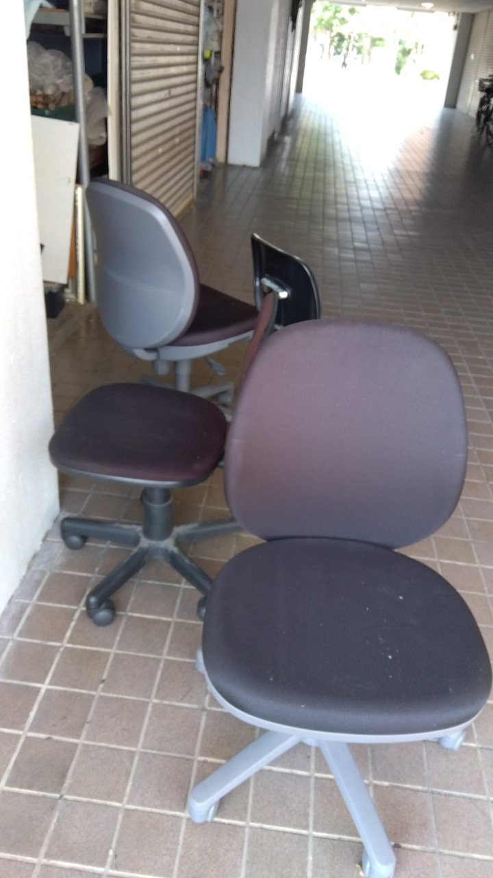 事務椅子　追加入荷しました